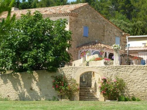 Готель Domaine Saint Victor La Tour-d'Aigues Екстер'єр фото
